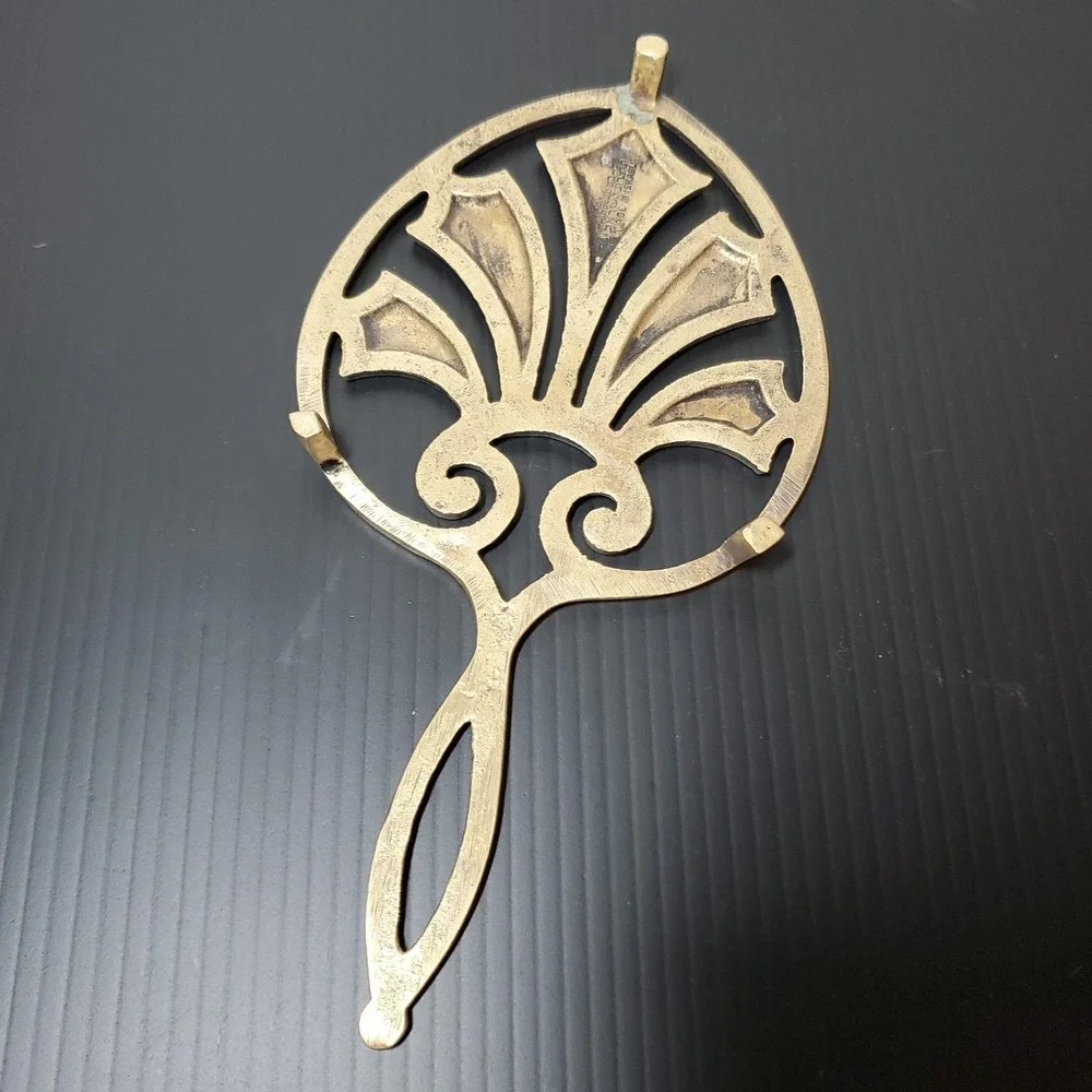 Vintage Pal-Bell 562C brass metal raised kitchen‎ pot trivet decorative MCM